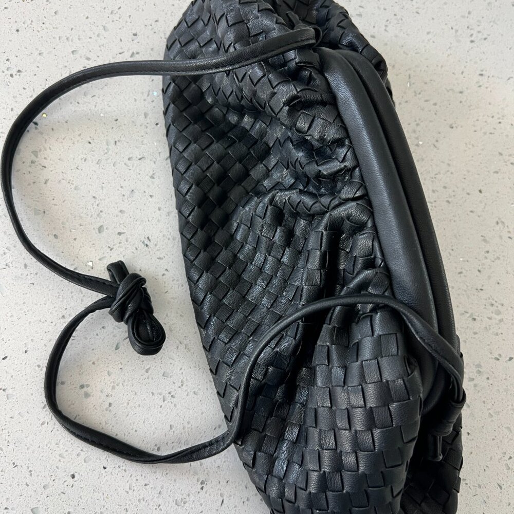 Intrecciato Woven Black Faux Leather Pouch Clutch with Strap - Picture 5 of 10